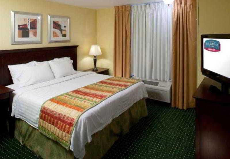 ทาวน์เพลส สวีท เท็กซาร์คานา Hotel Texarkana ภายนอก รูปภาพ