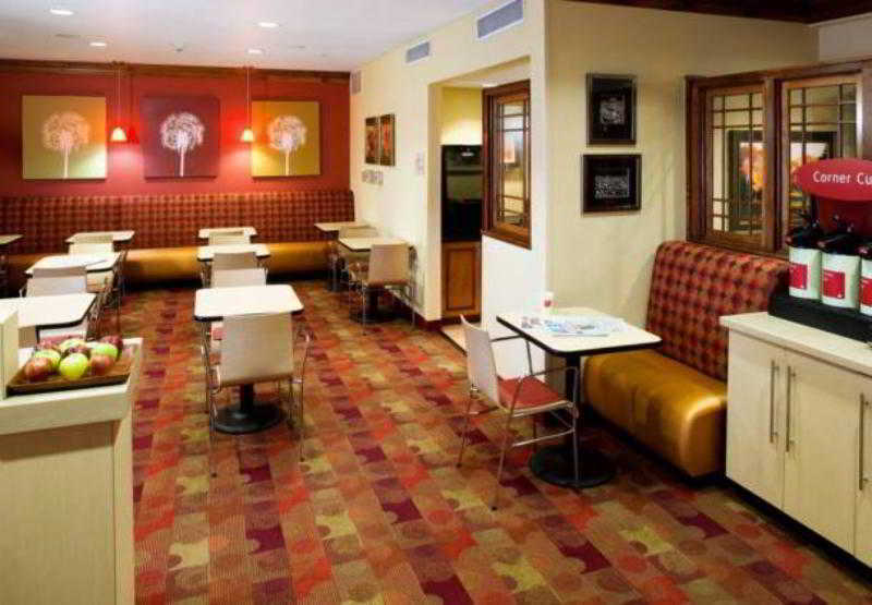 ทาวน์เพลส สวีท เท็กซาร์คานา Hotel Texarkana ภายนอก รูปภาพ